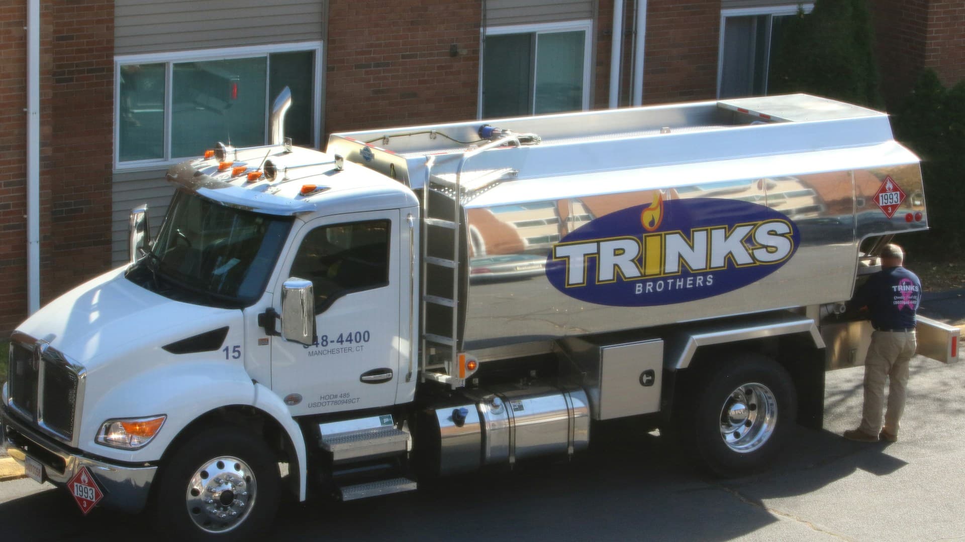 Professional junk removal truck ready for service